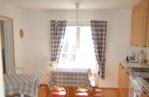 Kivipera House | Sänkelä by Interhome