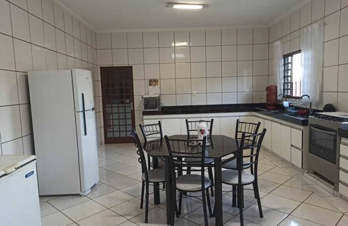 Hidrolandia House | Sítio Recanto da Paz with heated pool