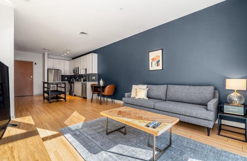 D Street - West Broadway Apartment | S Boston 1BR w Doorman WD nr Seaport BOS-189