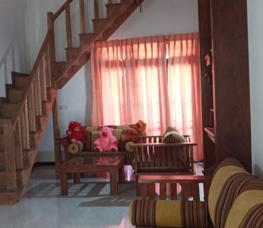 Katana House | S.N.U HOUSE