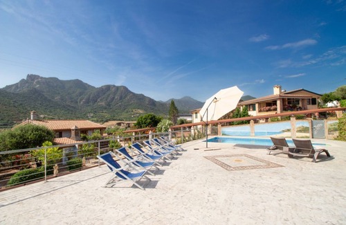 Cardedu Apartment | S'Omu and Assunta 1P by All4sardinia