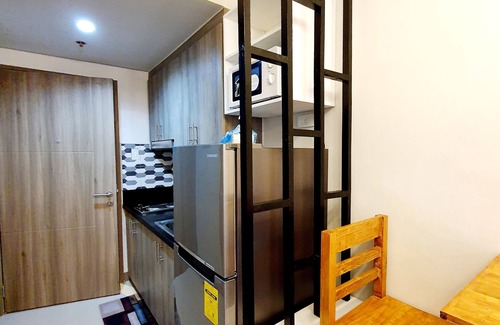 Barangay 76 Resort | S Residences MOA Condo Stunnin Condo T1