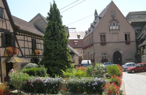 Hunawihr House | s"Storikenascht Comfortable holiday residence