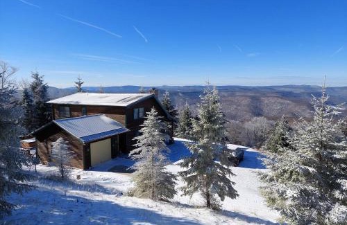 Snowshoe House | S Westridge View Cabin With Hot Tub & Ski-shuttle