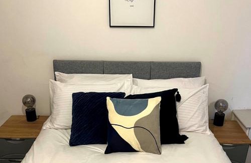 Wigan House | SA Stays