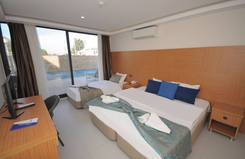 Cesme Hotel | Saatli Hotel