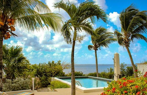 Kralendijk House | Sabadeco oceanfront home w/ spectacular views of the Caribbean Sea 2BR 2.5 bath