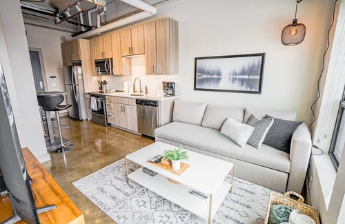 Warehouse District Condo | Sable 801 - Alcove