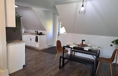 North Conway Apartment | Saco Riverside Apt Modern & Cozy 3 bedroom 3rd flr