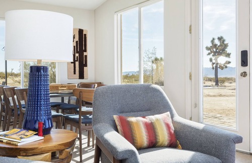 Joshua Tree House | Saddleback Escape w/ Hot tub - Open Desert in Joshua Tree