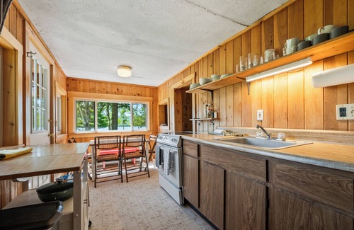 Rangeley House | Saddleback Lake Lodge 13 | Close to Saddleback