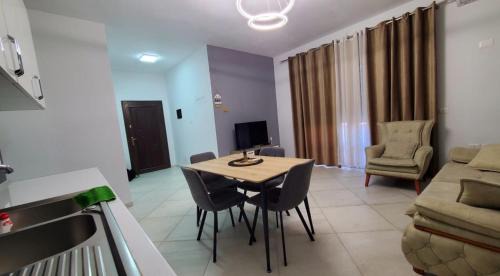 Tirana Apartment | Sado