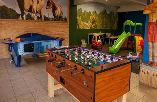 Andijk Other | Safari Lodge near IJsselmeer Glamping