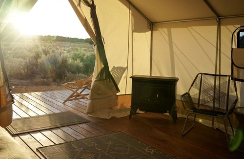 Kanab RV Rental | Safari Tent Adventure in Kanab, Utah: A Unique Glamping Experience
