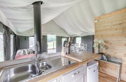 Ross-on-Wye Cottage | Safari Tent Two - UK44405