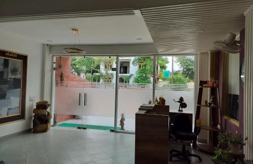 Greater Noida Hotel | Saffron Inn - Expo India Mart