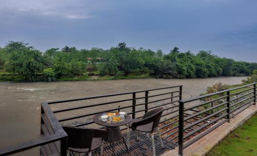 Gaulwadi Villa | SaffronStays Nilaya by the river