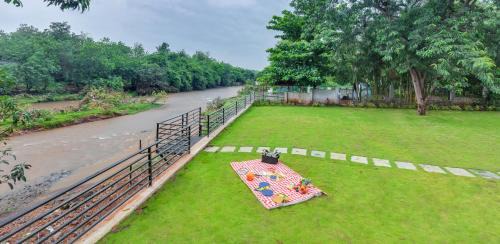 Gaulwadi Villa | SaffronStays Nilaya by the river