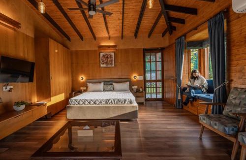 Dehradun Villa | SaffronStays Timber Nest