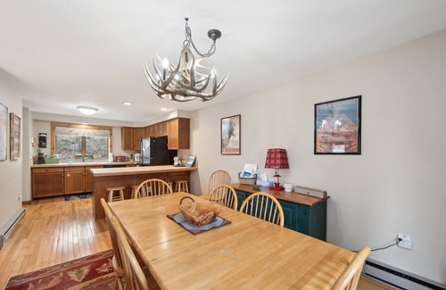 North Creek House | Sagamore 46g - Adirondack Retreat For All Seasons 3 Bedroom Townhouse