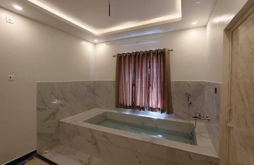 Kuilapalayam Hotel | Sai RBM Grand Inn