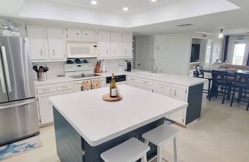 South Padre Island Condo | Saida Tower 506 3 Bedroom Condo by RedAwning