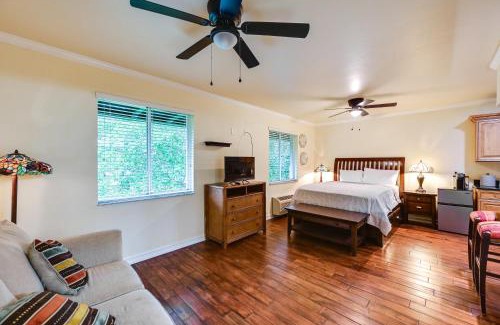 Naples Apartment | Sail, Swim, Explore Naples Studio Near Everglades