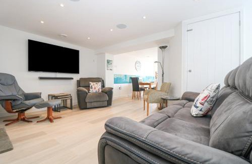 Mylor Churchtown House | Sailors