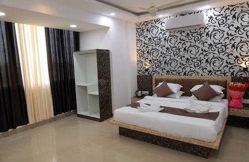 Shirdi Hotel | Sairaah Golden Suites