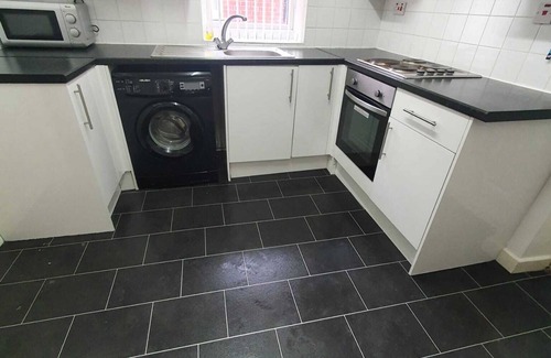 Eccles Apartment | Salford Ark Comfort Stays Near Trafford Centre