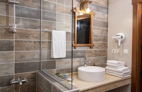 Kalekoy Koyu Hotel | Salkım Butik Otel