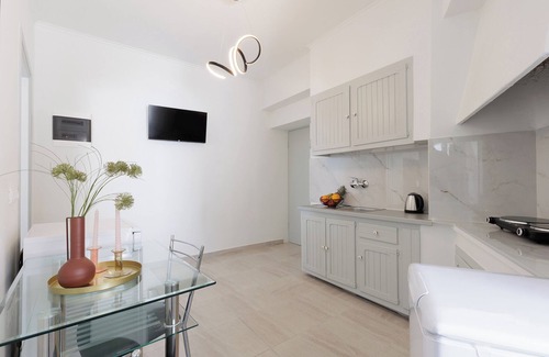 Katavolos Apartment | Salt & Sun by Konnect - OneBedroom Seaview Apartment, Kaminaki Beach