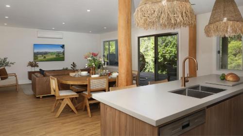 Barringella House | Saltwater Creek