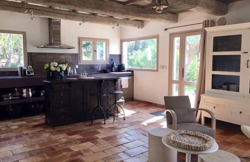 Theziers House | Saltwater swimming pool14m charming mas standing on 2 hectares of countryside