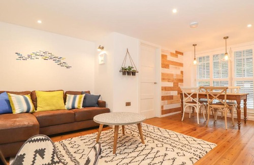 Trebarwith Strand Apartment | Salty Sea Dog