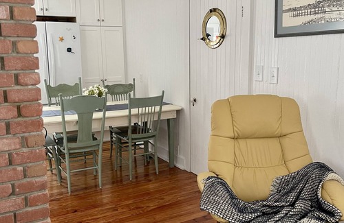 Swansboro House | Salty Seas