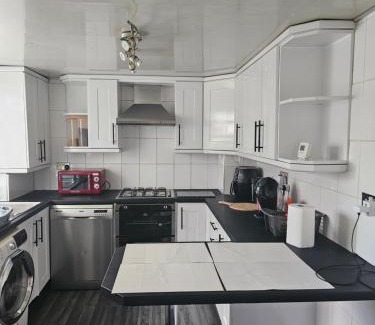 Liverpool House | Salus Bed