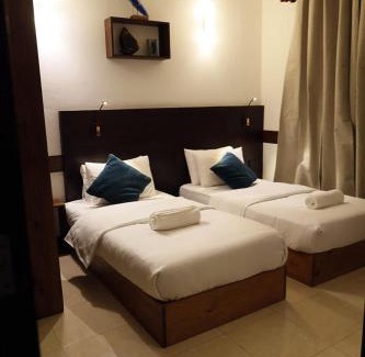 Thulusdhoo Island Hotel | Samaik Thulusdhoo Inn
