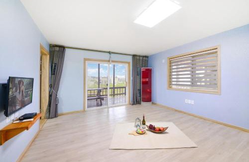 Samcheok House | Samcheok Good Friend Pension