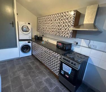 Ashton in Makerfield House | Samco flat