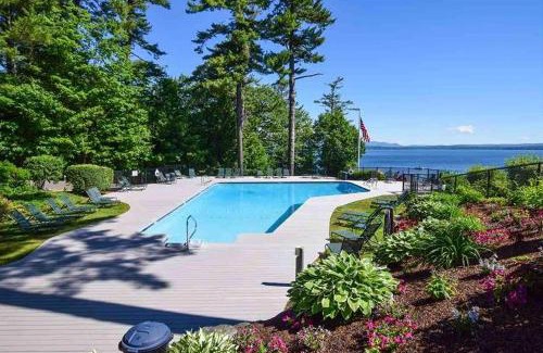 Gilford House | Samoset Condo on Lake Winnipesaukee