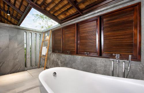 Ko Yao Resort | SAMSAM Yao Noi - ANDAMAN MAGIC & ART VILLAS
