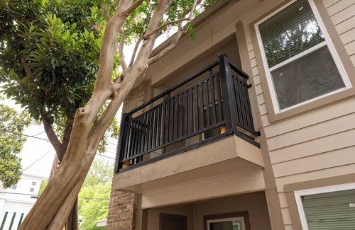 Uptown Apartment | San Antonio Charming Cozy&Quiet 1BRM Downtown/Riverwalk/Pearl/Zoo