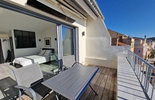 Sanary-sur-Mer Apartment | Sanaritz