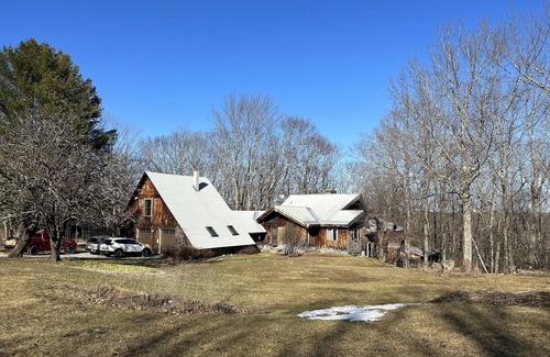 Bowdoin Apartment | Sanctuary In Gorgeous Natural Setting