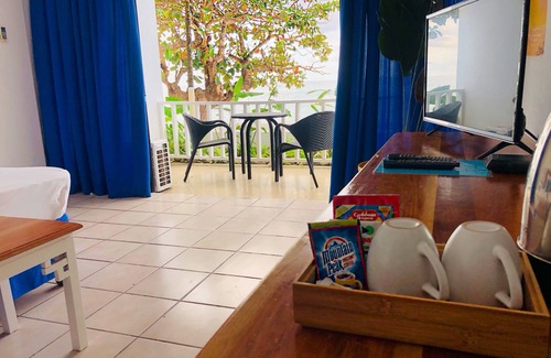 Ocho Rios Hotel | Sand and Tan Beach Hotel at White River, Ocho Rios