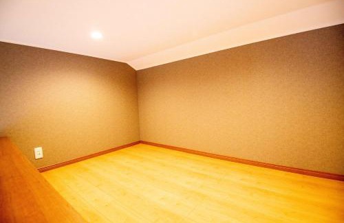 Yokosuka Apartment | Sand Beige 7mins yokosukachuo station 2-4pax
