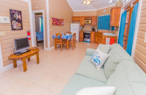 Antoneys Cay Cottage | Sand Dollar