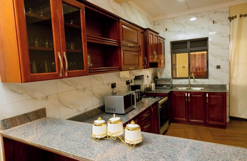 Entebbe Apartment | Sand Grains Residences 001