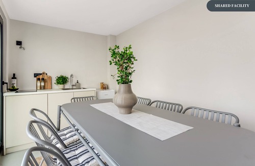 Piraeus Apartment | Sanders Port - Simple Studio Near Piraeus Port